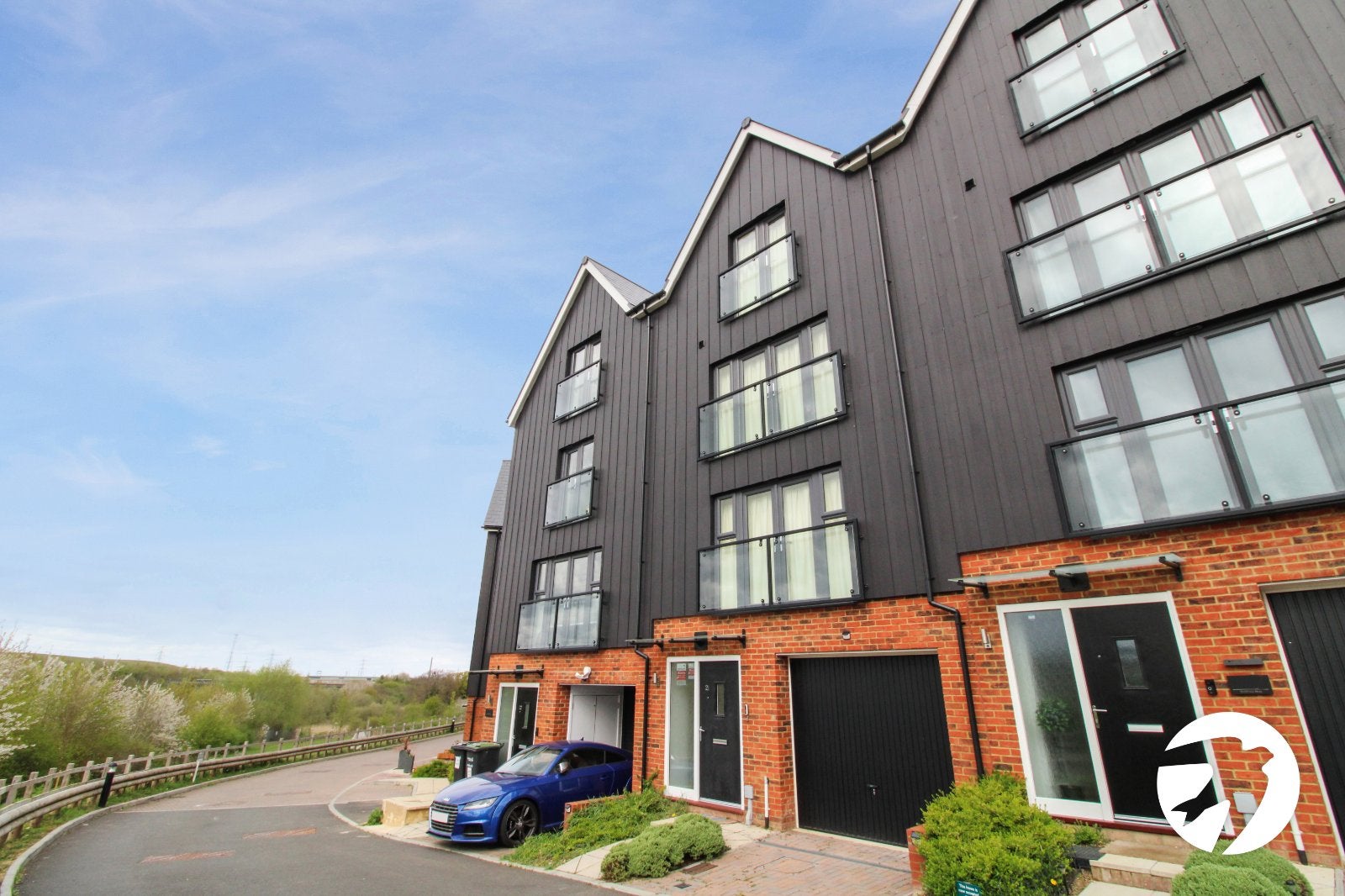 House Stratford Way in Gravesham