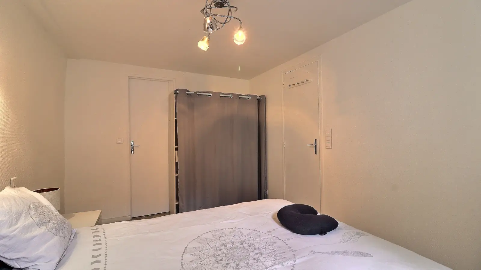 Flat Rue Courtalon in Paris