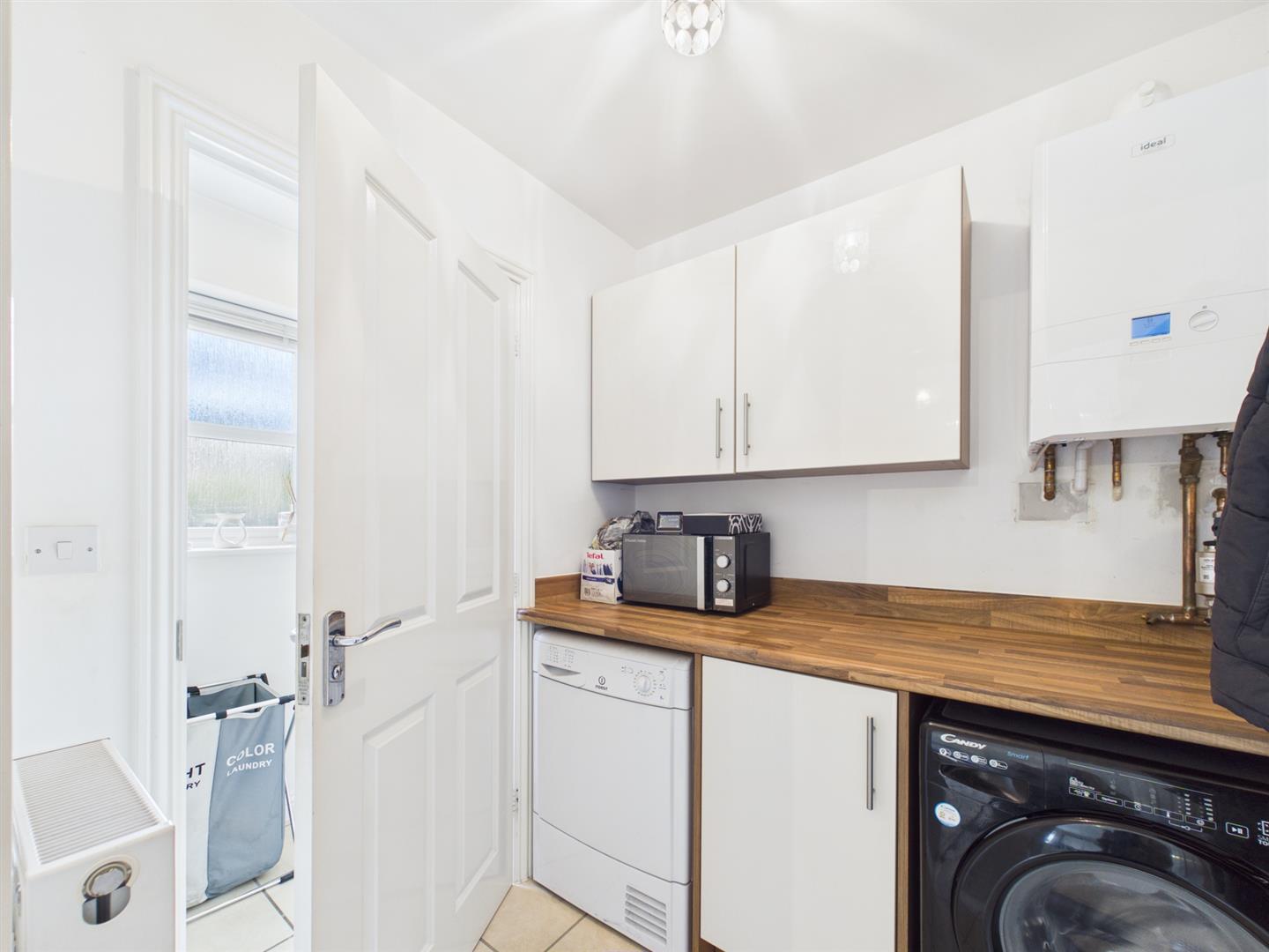 House Banks Crescent in South Kesteven