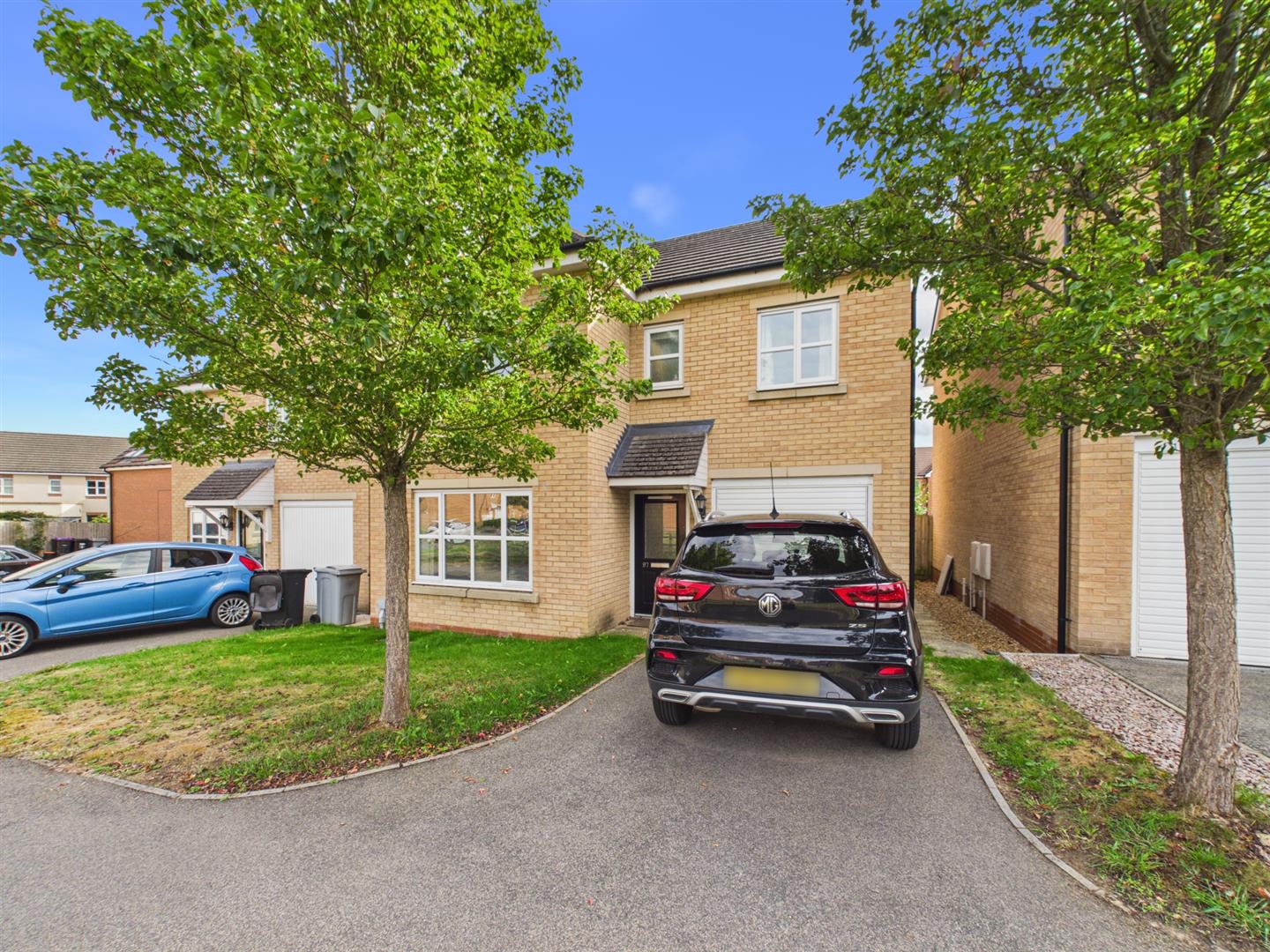 House Banks Crescent in South Kesteven