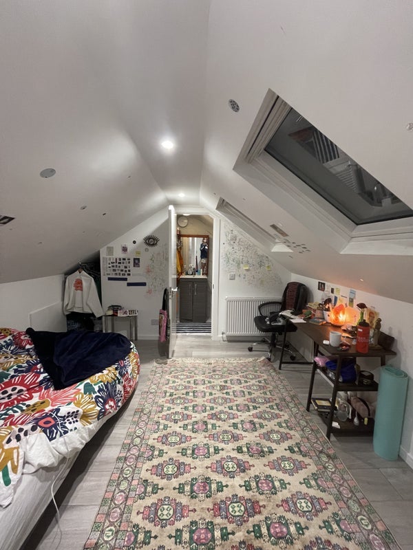 Room Kildare Road in Greater London