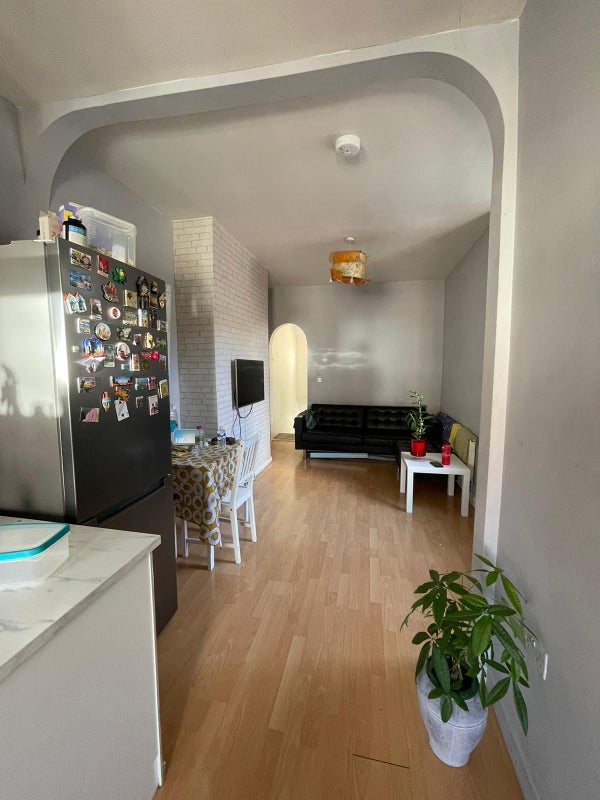 Room Kildare Road in Greater London