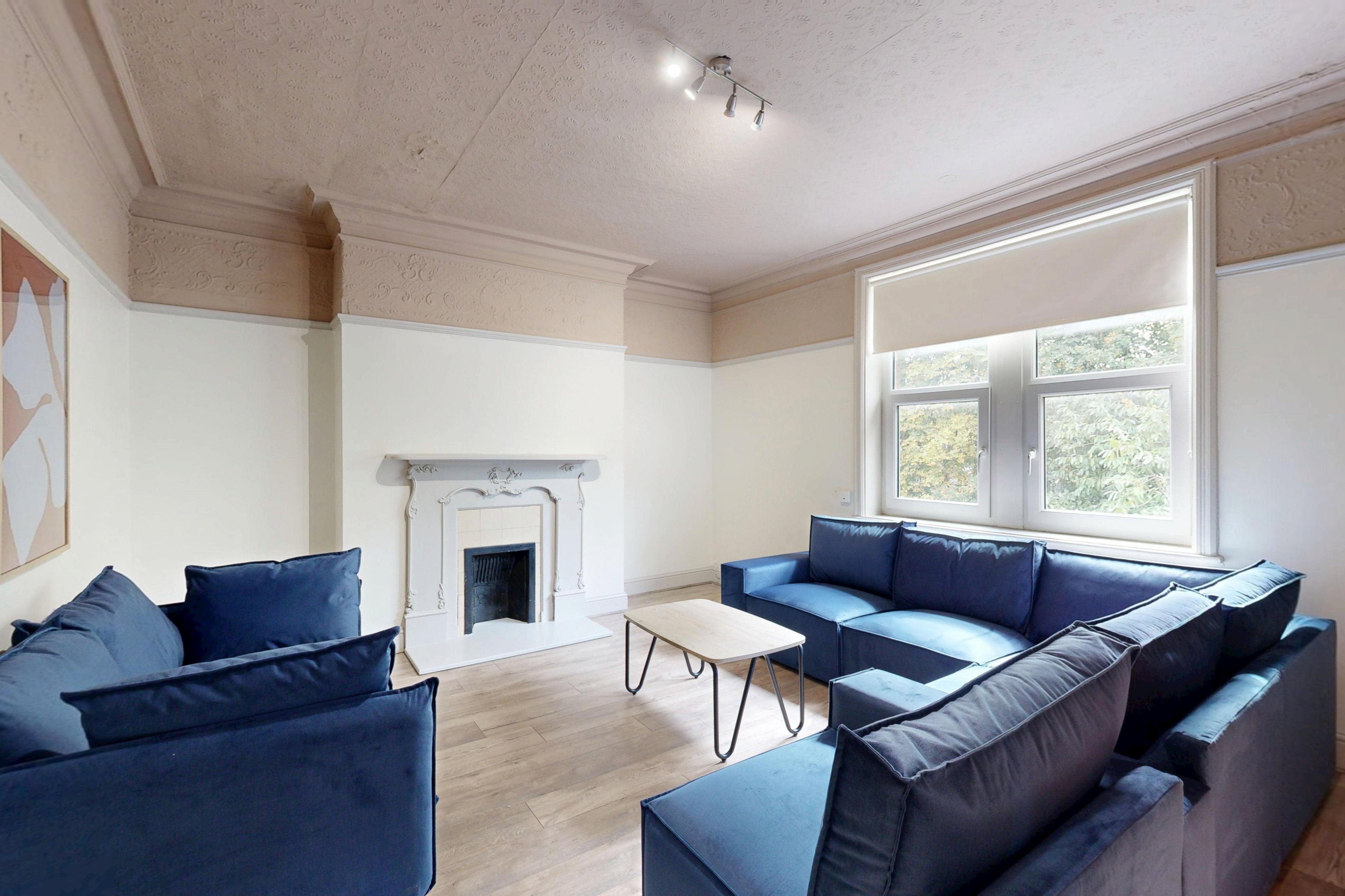 Flat Otley Road in Leeds
