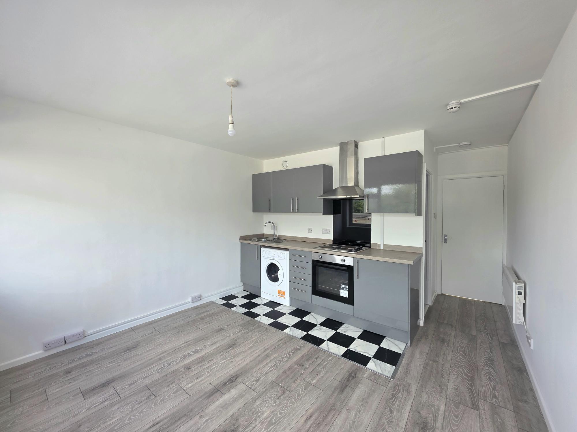 Flat Totnes Road in Paignton