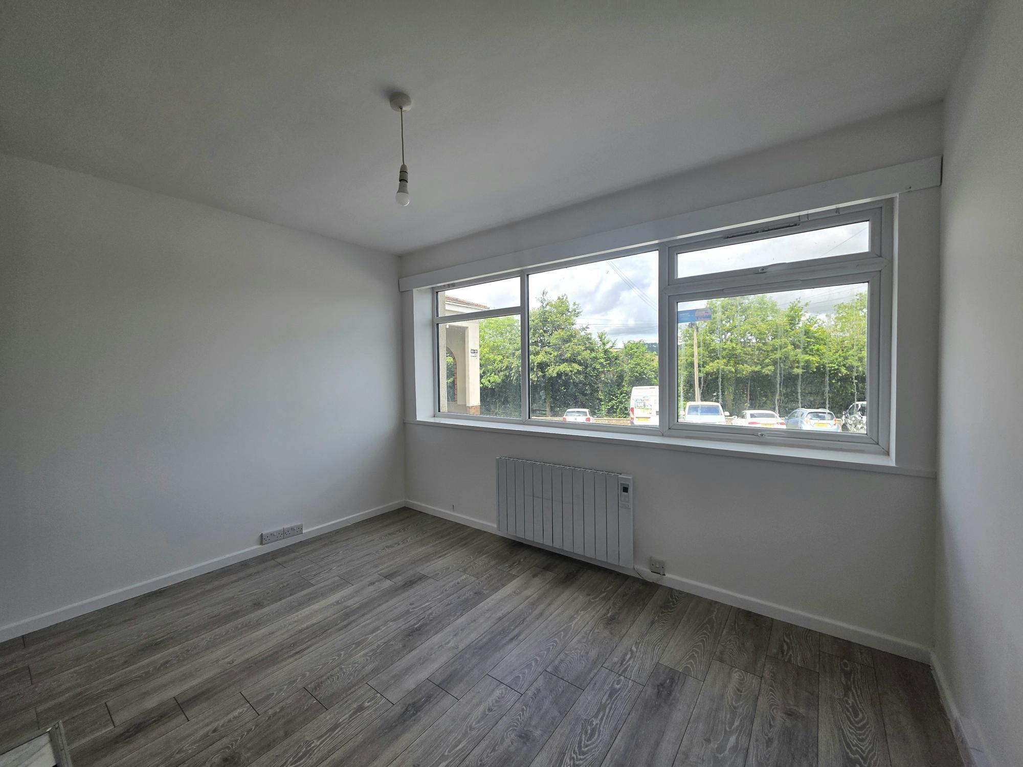 Flat Totnes Road in Paignton