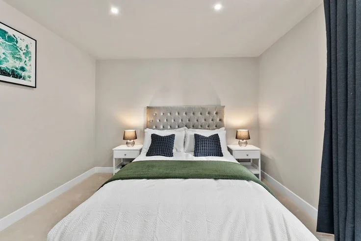 Flat Wellsford Avenue in Metropolitan Borough of Solihull