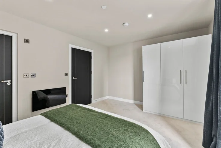 Flat Wellsford Avenue in Metropolitan Borough of Solihull