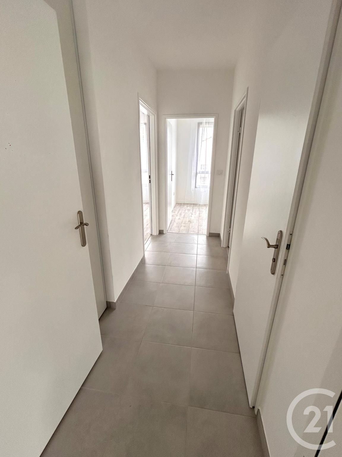 Appartement Rue du Départ à Enghien-les-Bains