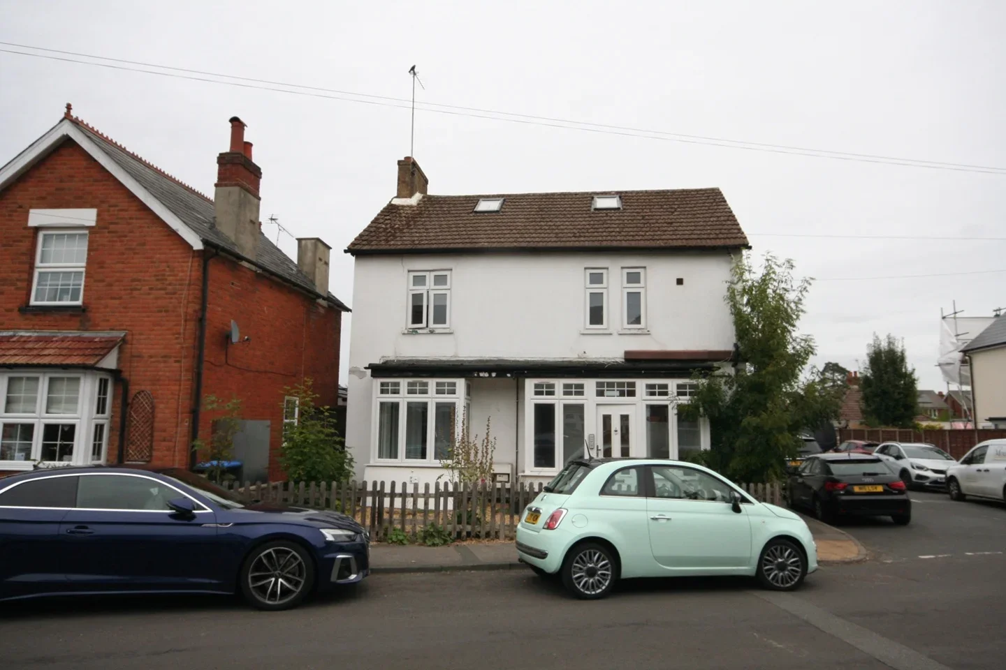 Flat Liberty Hall Road in Borough of Runnymede