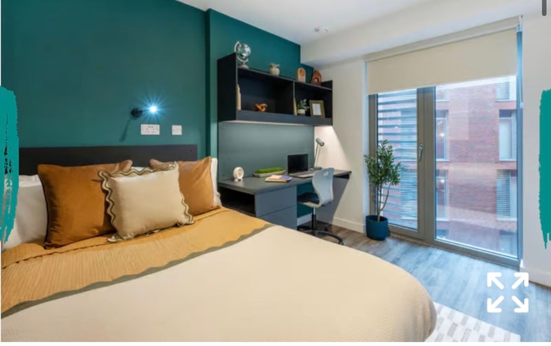 Room Whitelock Street in Leeds
