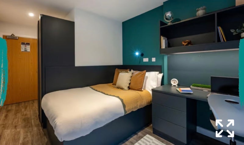 Room Whitelock Street in Leeds