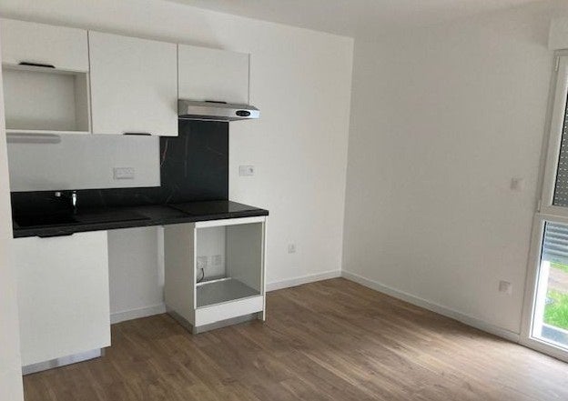 Flat Rue de Rome in Laval