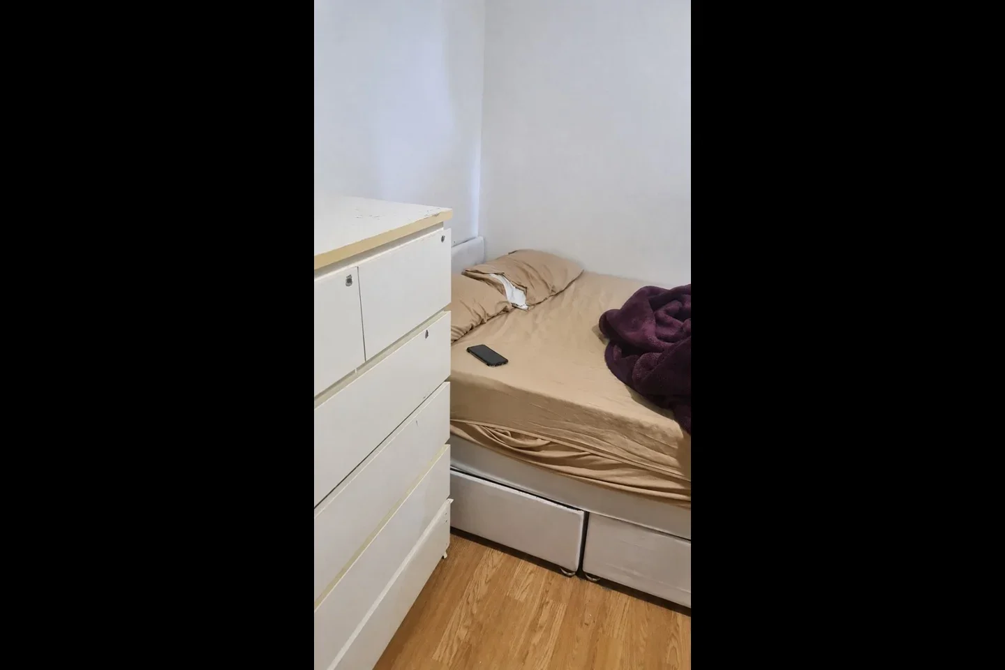 Room Southwood Road in Greater London