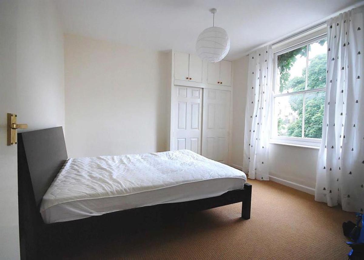 Flat Royal Park in Bristol