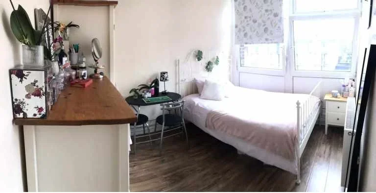 Room Rayner's Road in Greater London
