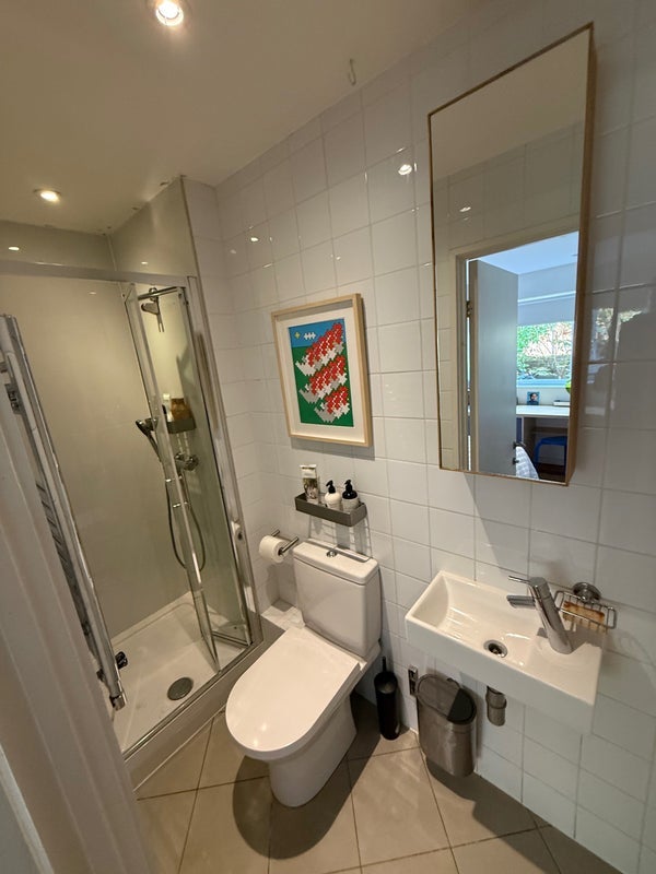 Room Swinnerton Street in Greater London