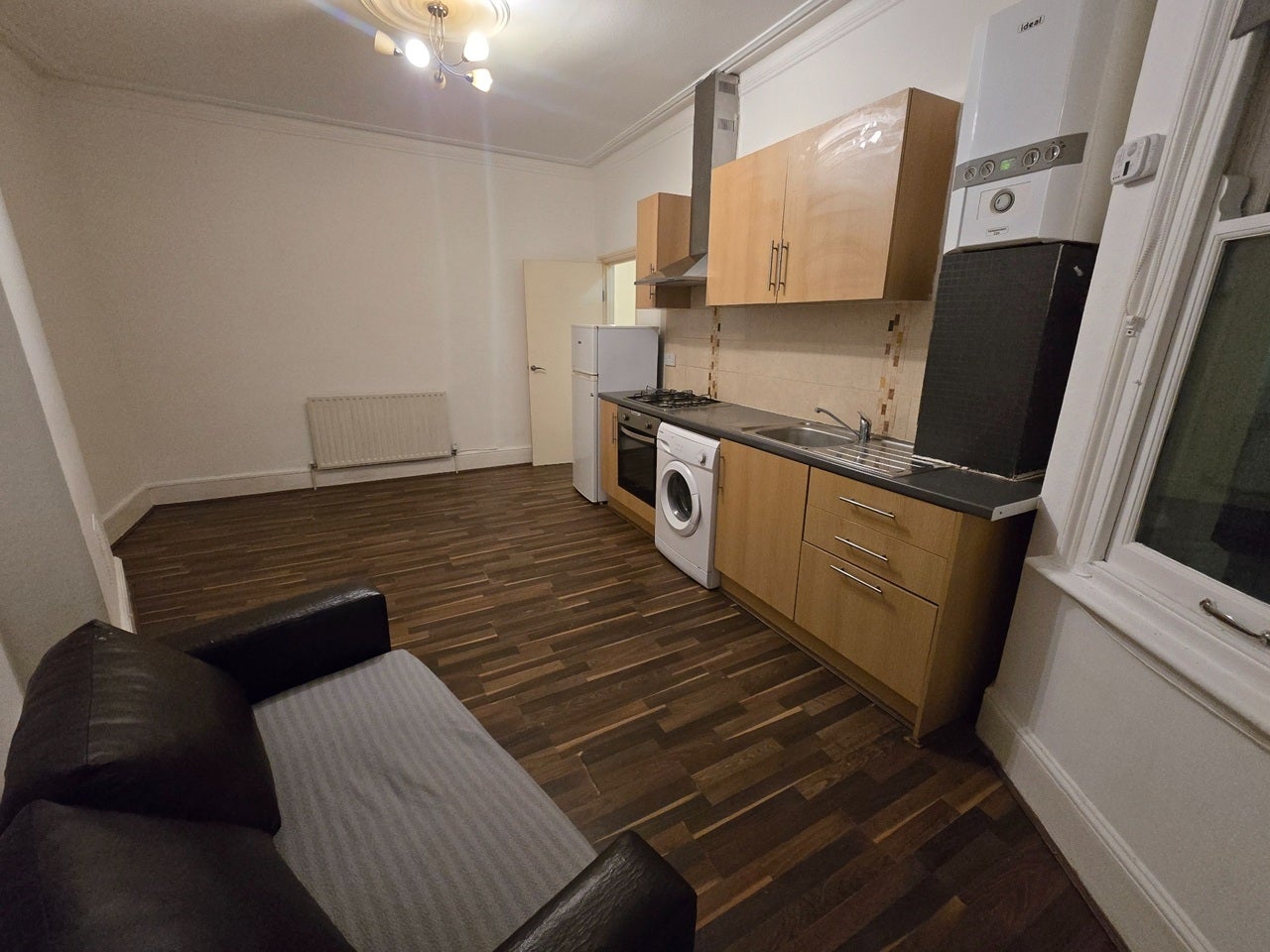 Flat East End Road in Greater London