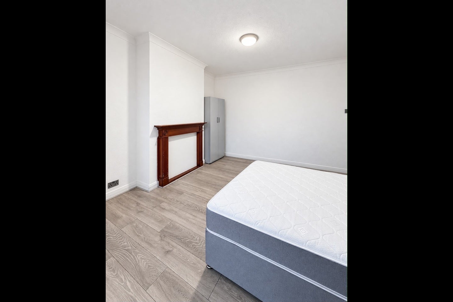 Room Sheringham Drive in Greater London