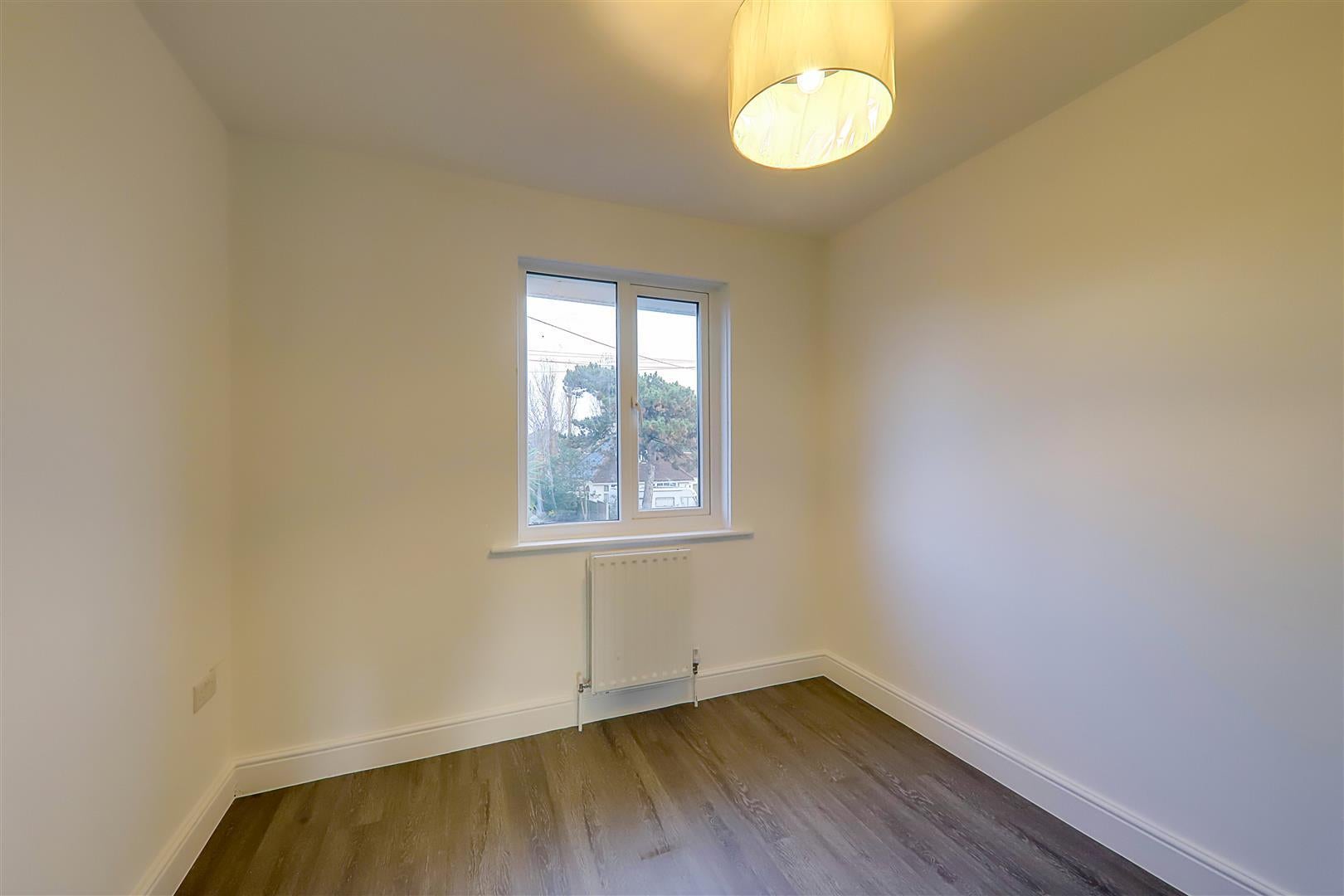 Room Dominion Way in Worthing