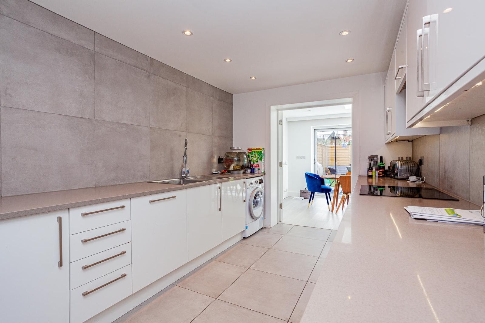 House Canterbury Close in Greater London