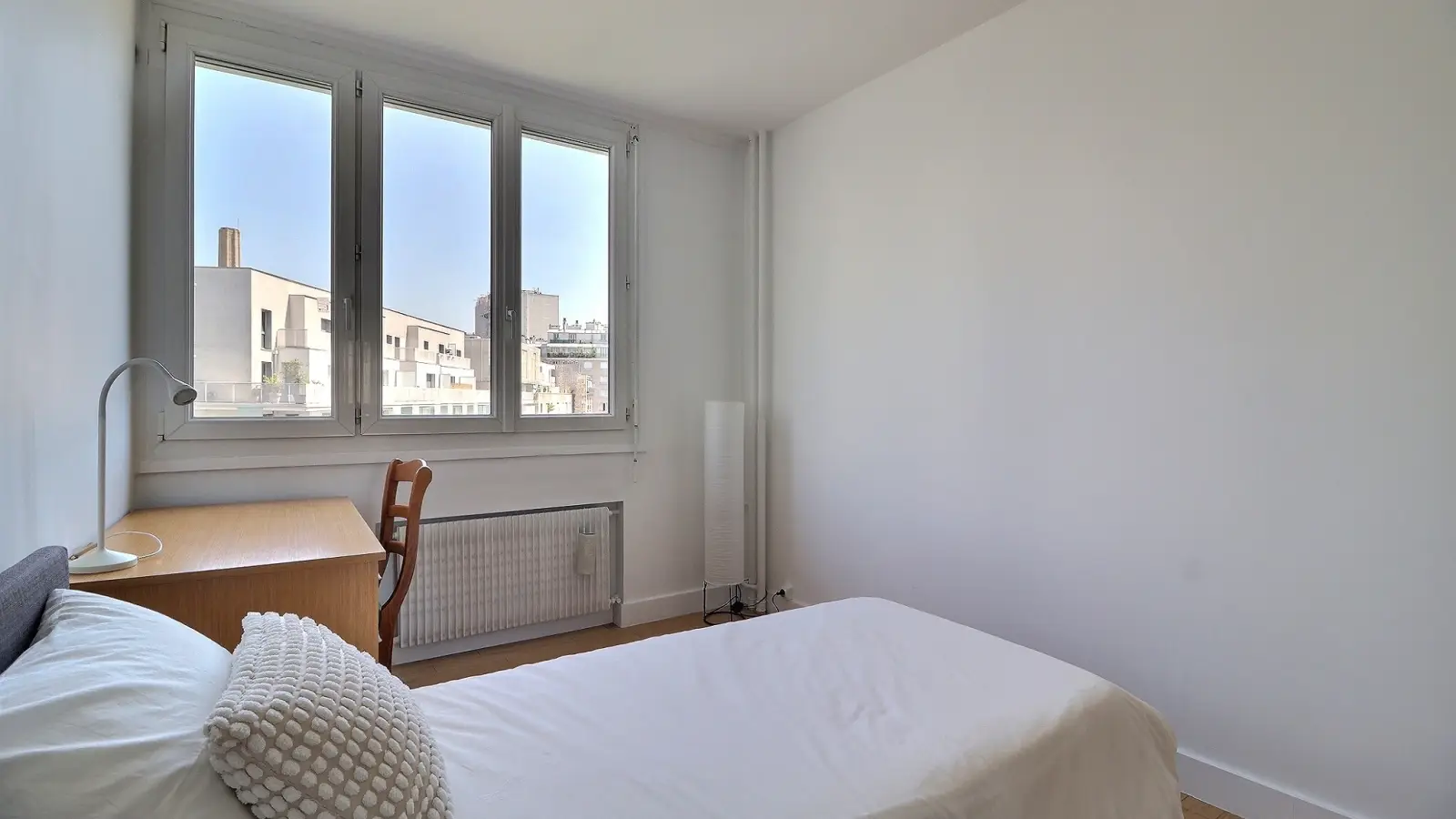 Flat Rue des Mariniers in Paris