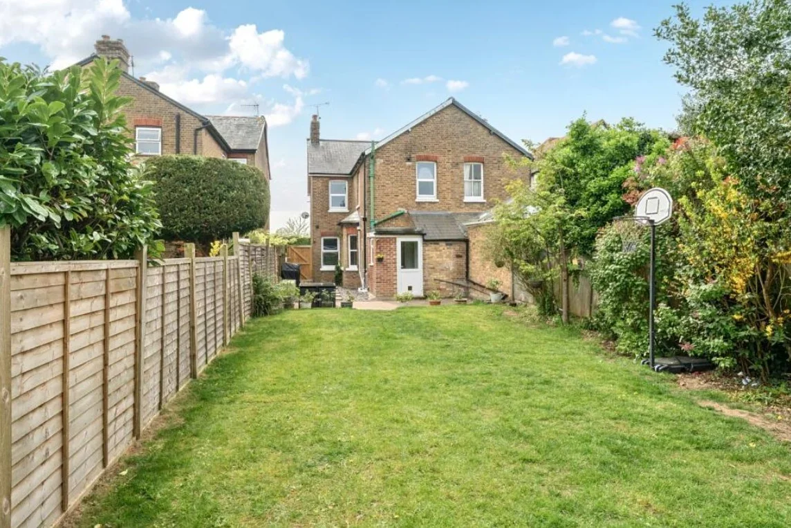 House Stomp Road in Slough
