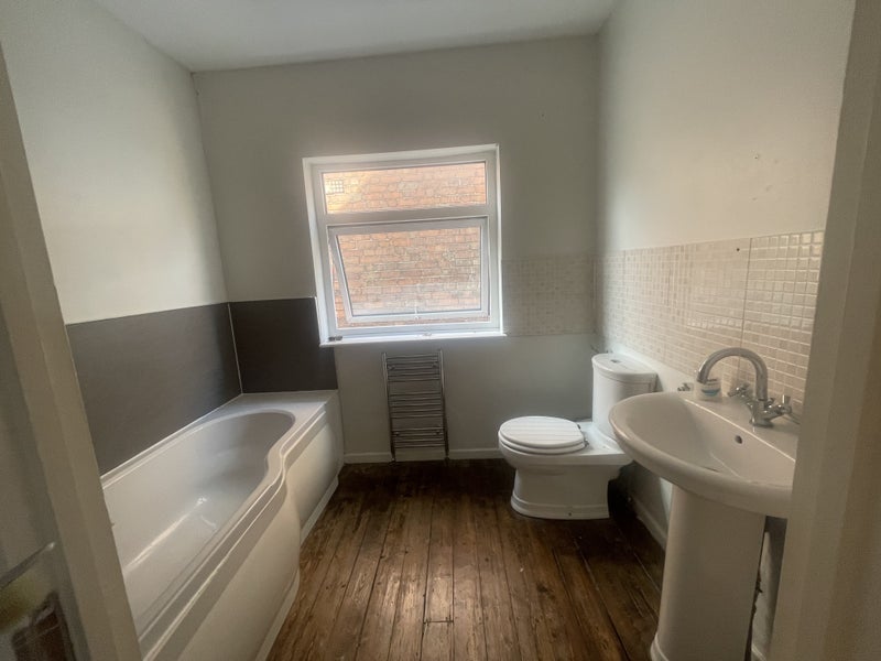 Room Exchange Road in Rushcliffe