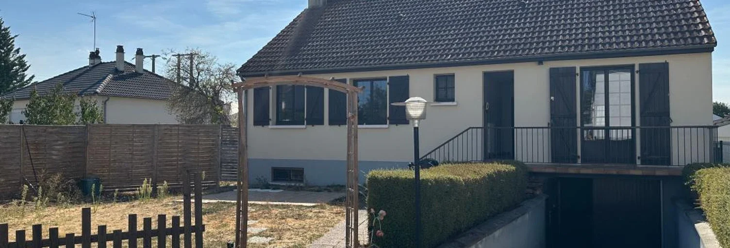 House Ancienne Route de Chartres in Saran