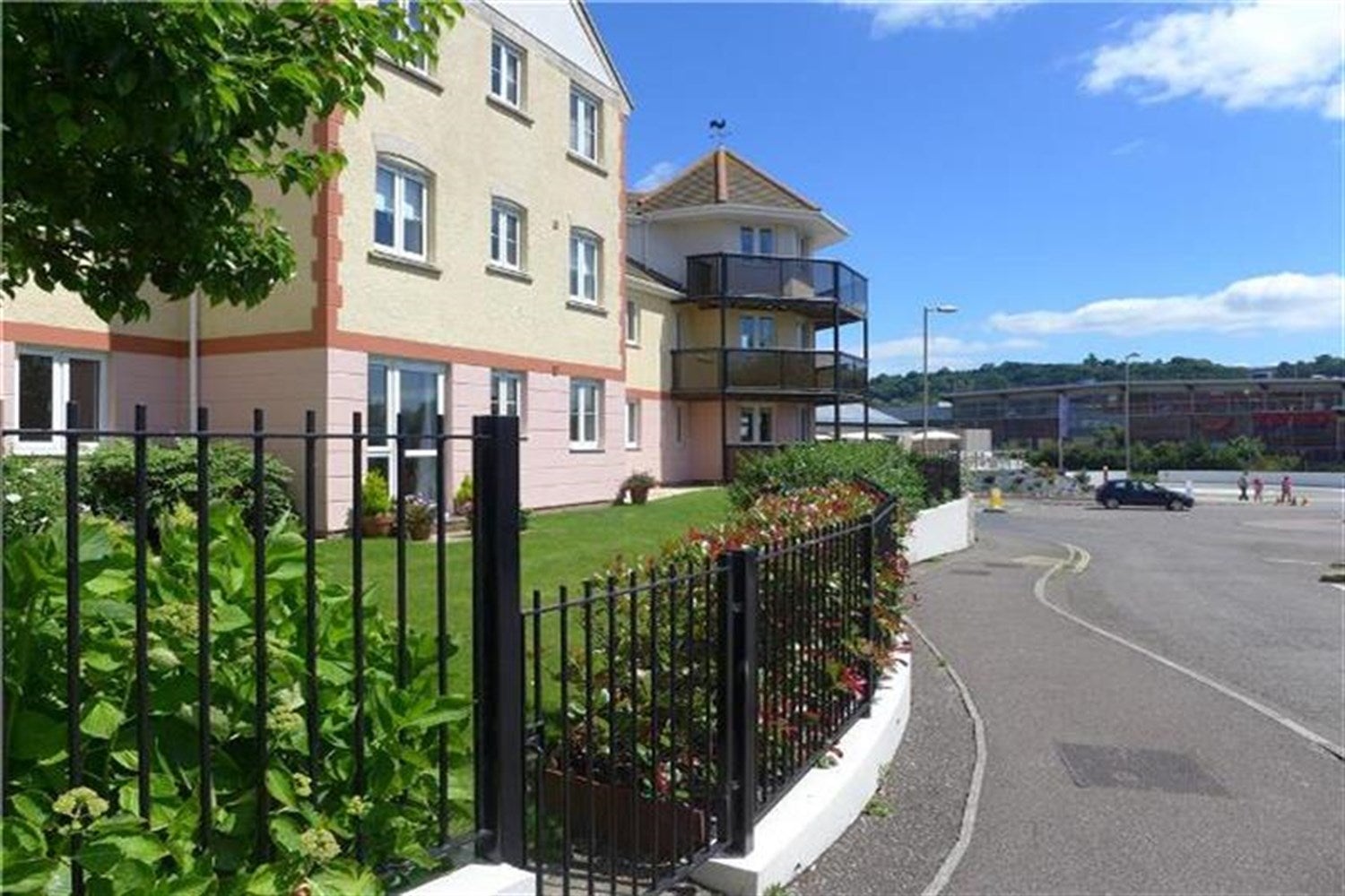 Flat Court Lane in East Devon
