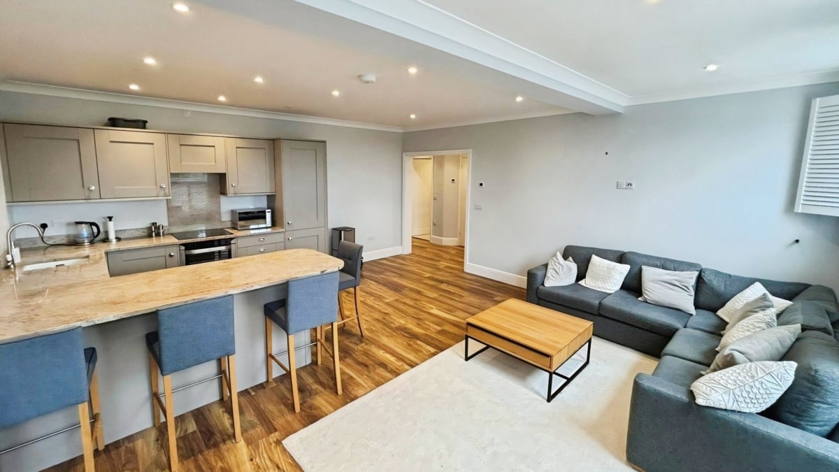 Flat Langstone Rise in Llanmartin