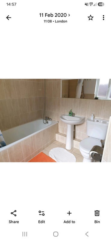 Room Hawthorne Road in Greater London