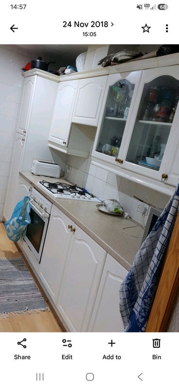 Room Hawthorne Road in Greater London