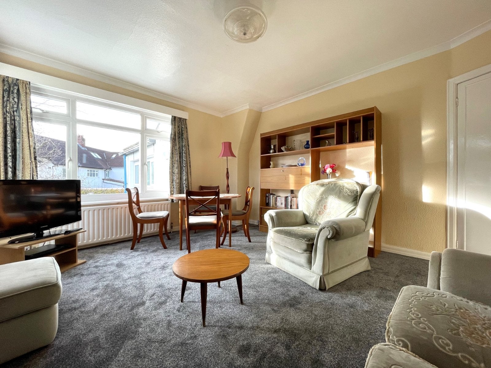 Flat Otley Road in Leeds