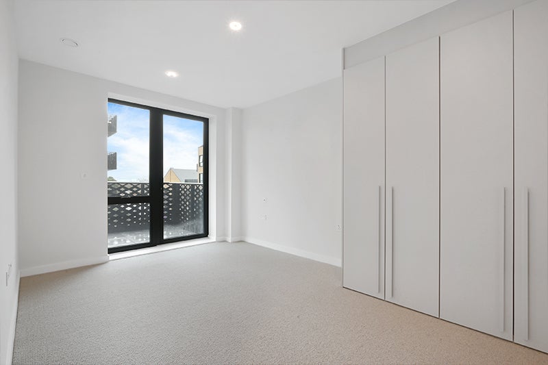 Flat Boston Road in Greater London