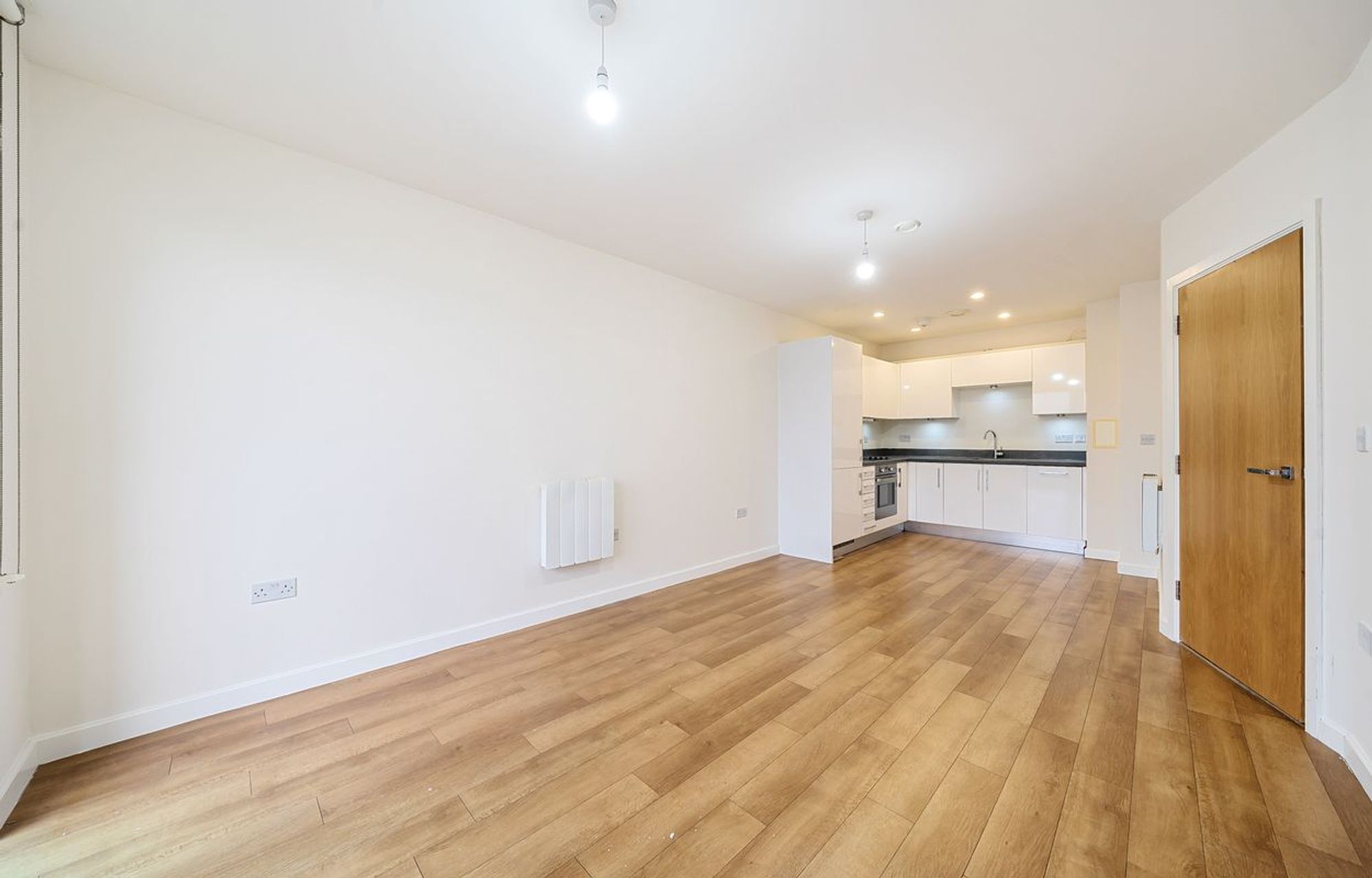 Flat Ocean Drive in Gillingham