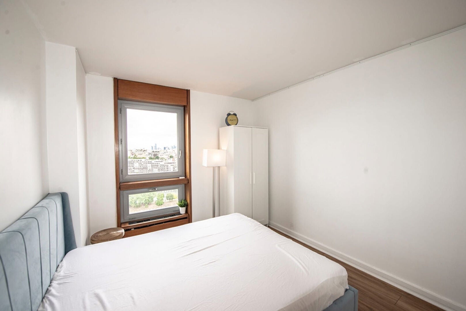 Flat Quai de Grenelle in Paris