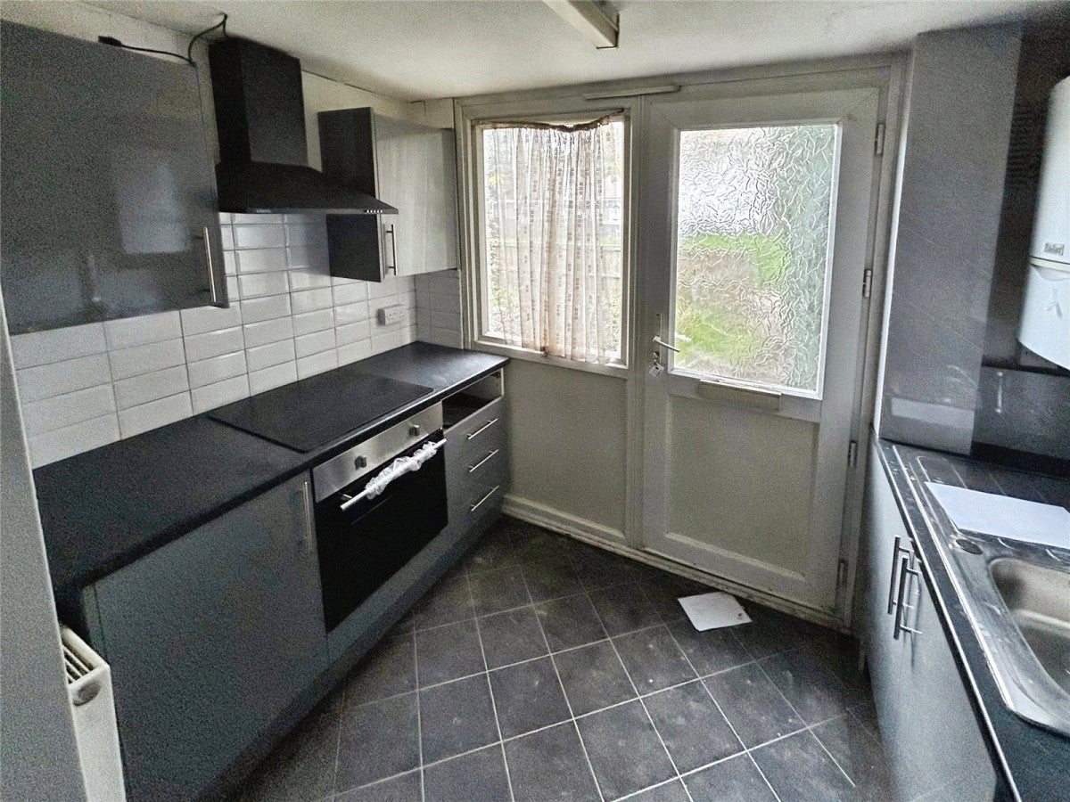 House James Galloway Close in Coventry