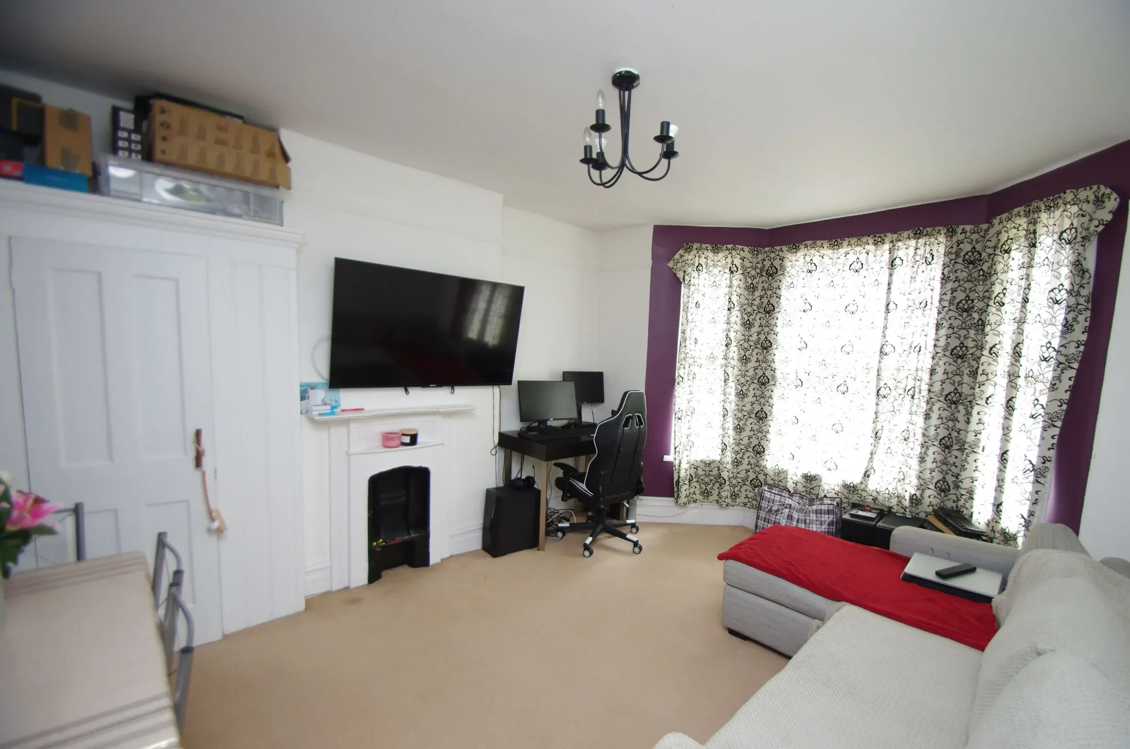 Flat Kensington Avenue in Watford