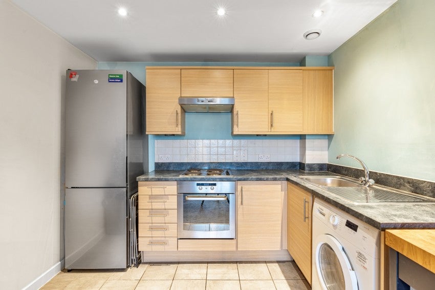 Flat Dudley Place in Borough of Spelthorne