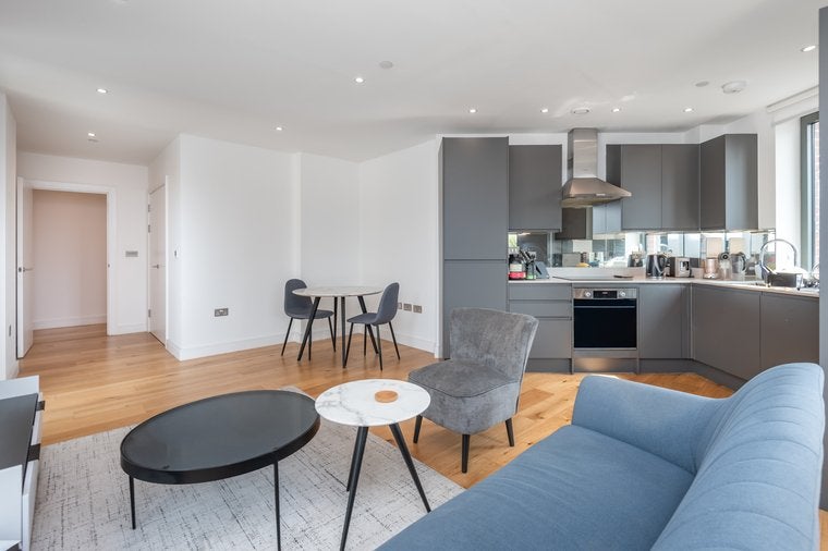 Flat Webber Street in Greater London