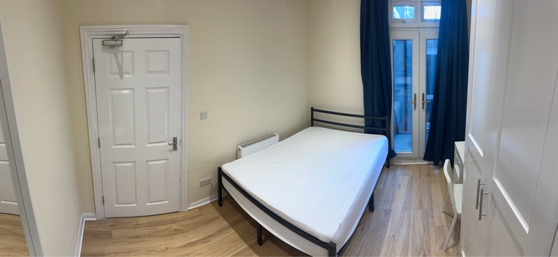 Room Hornsey Park Road in Greater London