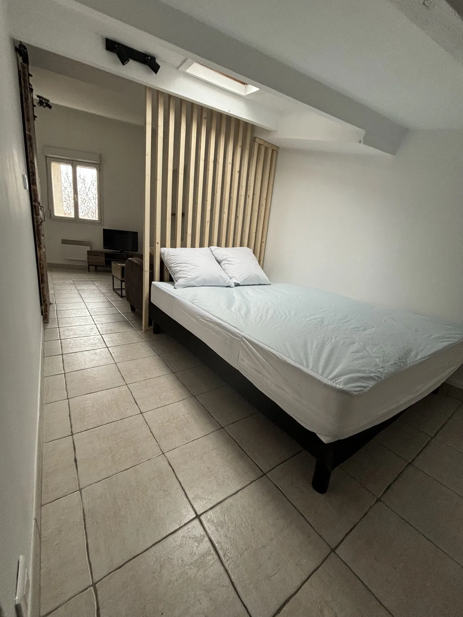 Chambre Rue Réalet à Eyguières