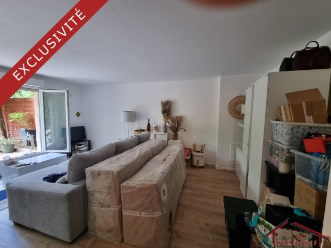 Flat Rue de Colombes in Courbevoie