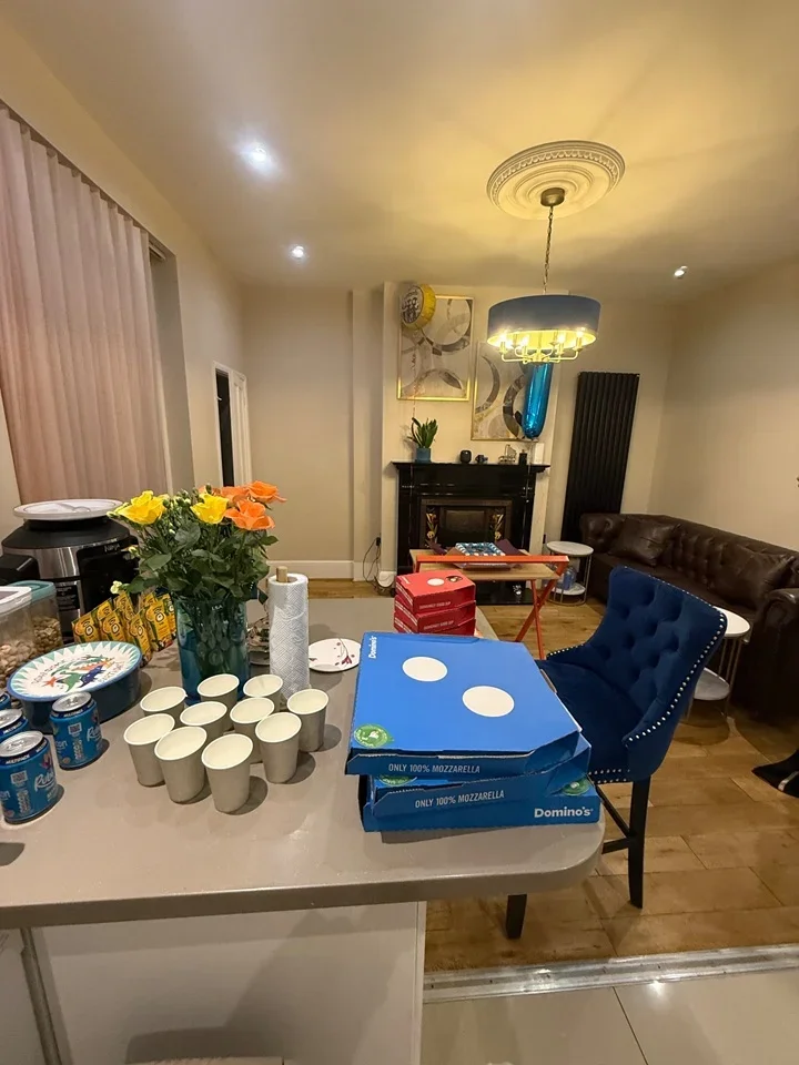 Room Lorne Road in Greater London