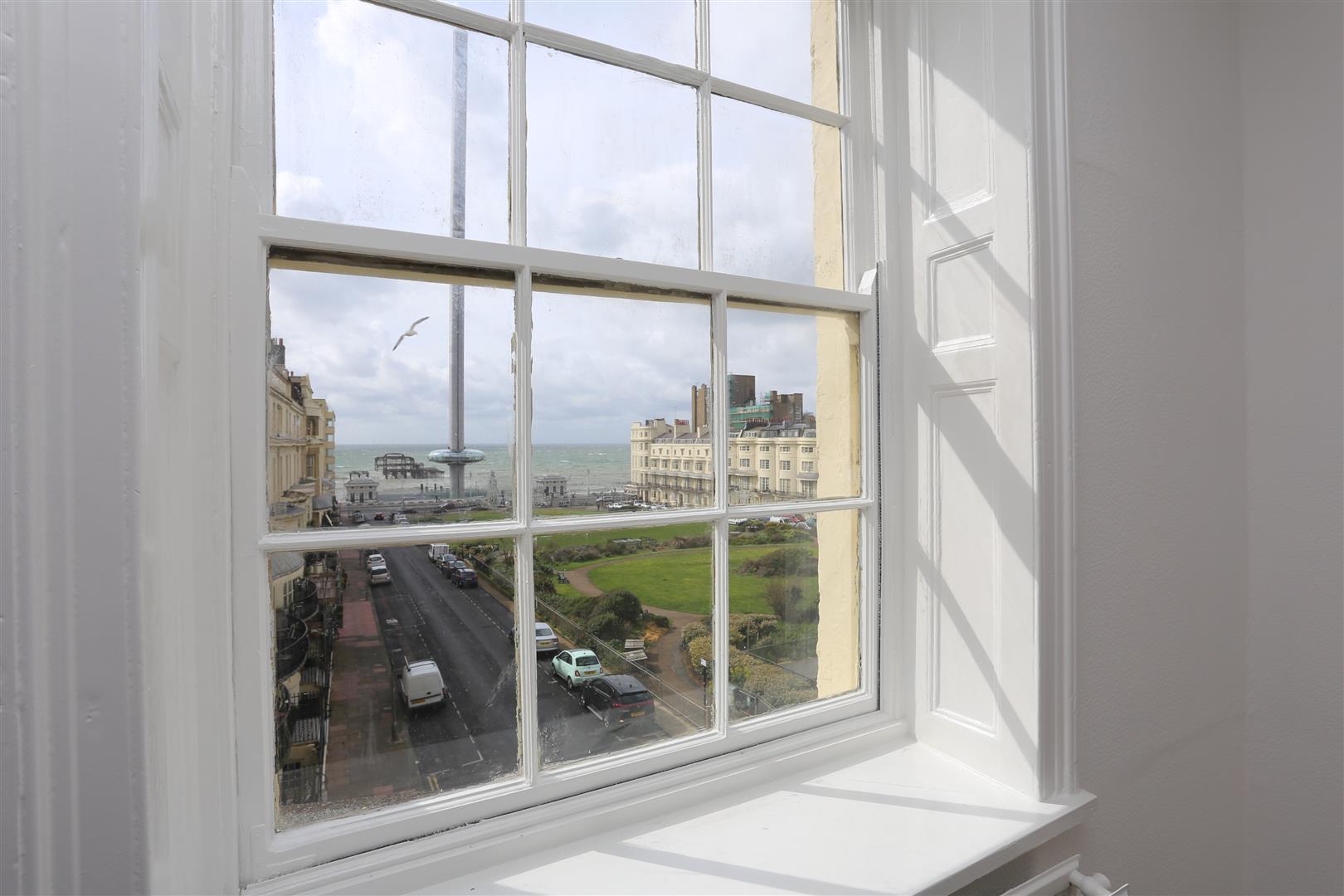 Flat Regency Square in Brighton