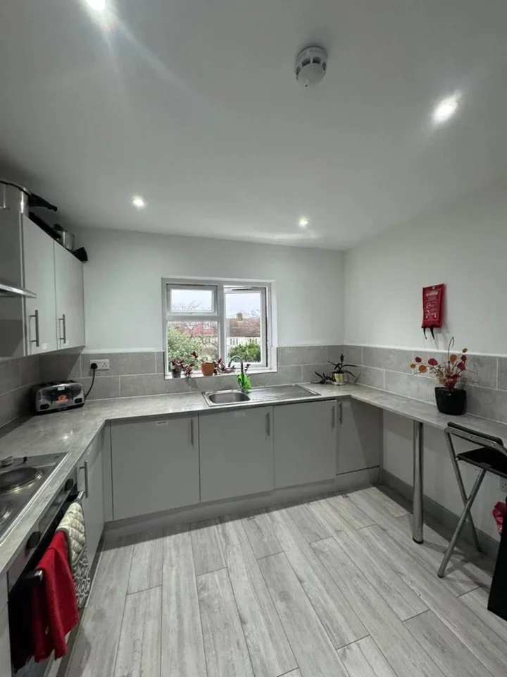 Room Bensham Lane in Greater London