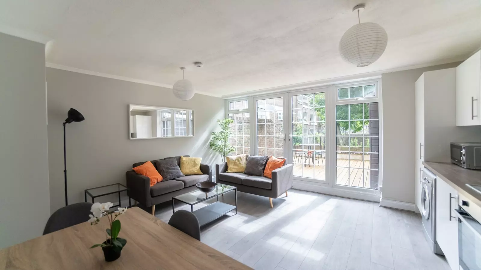 Room Gough Walk in Greater London