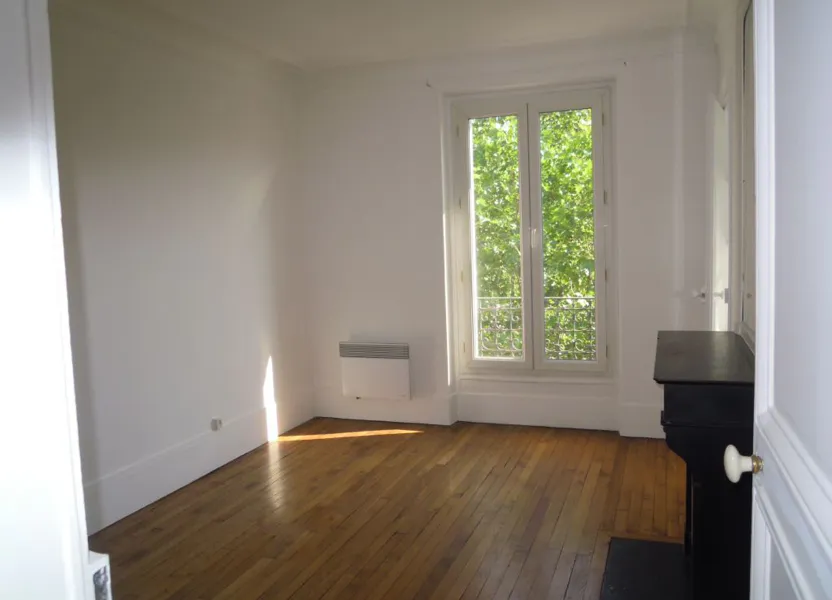 Appartement Avenue Daumesnil à Paris