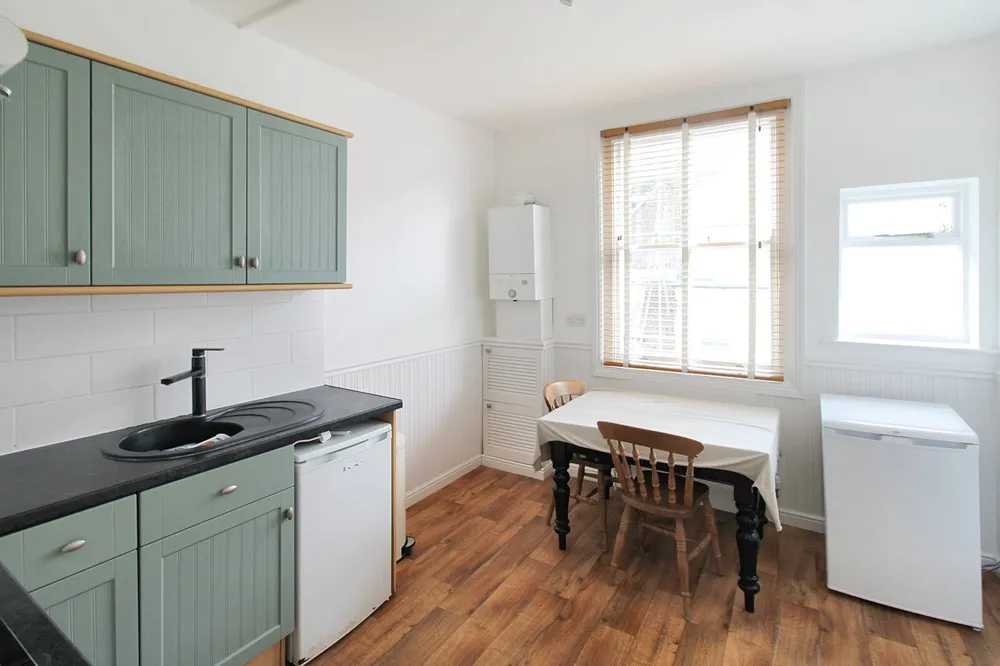Flat Dudley Road in Tunbridge Wells