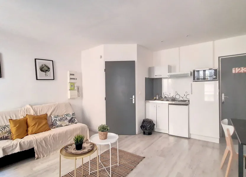 Appartement Rue de la Banasterie à Avignon